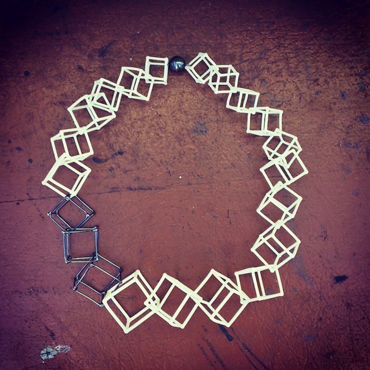 ELudviksDesigns's tweet photo. 3D printed nylon in white and oxidized silver cube necklace #ludviksdesigns #dundasstudiotour #artjewelrydesigns #handmadejewelry #studioto… https://t.co/kZb0qpJeXL