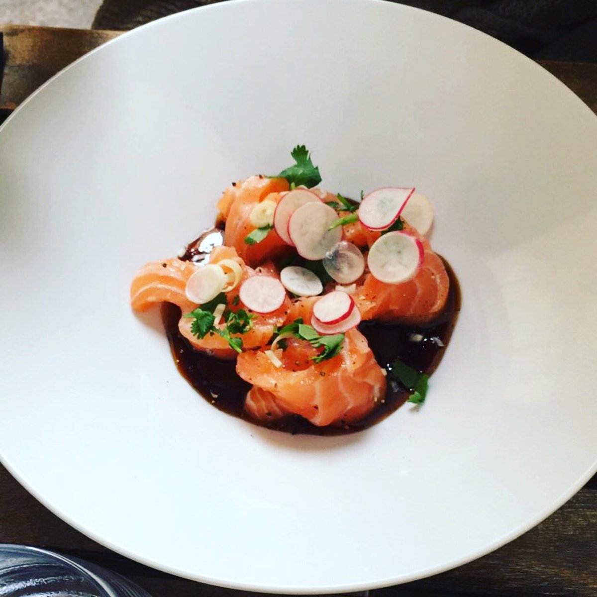 AtelierStRoch's tweet photo. Le bonheur est dans l’assiette 🍛🥗🍗🍫😍😋😋😋 !!!! @AtelierStRoch @ #atelierstroch #produitsfrais #produitslocaux #restaurant #montpellier https://t.co/7U8KSFP4XU