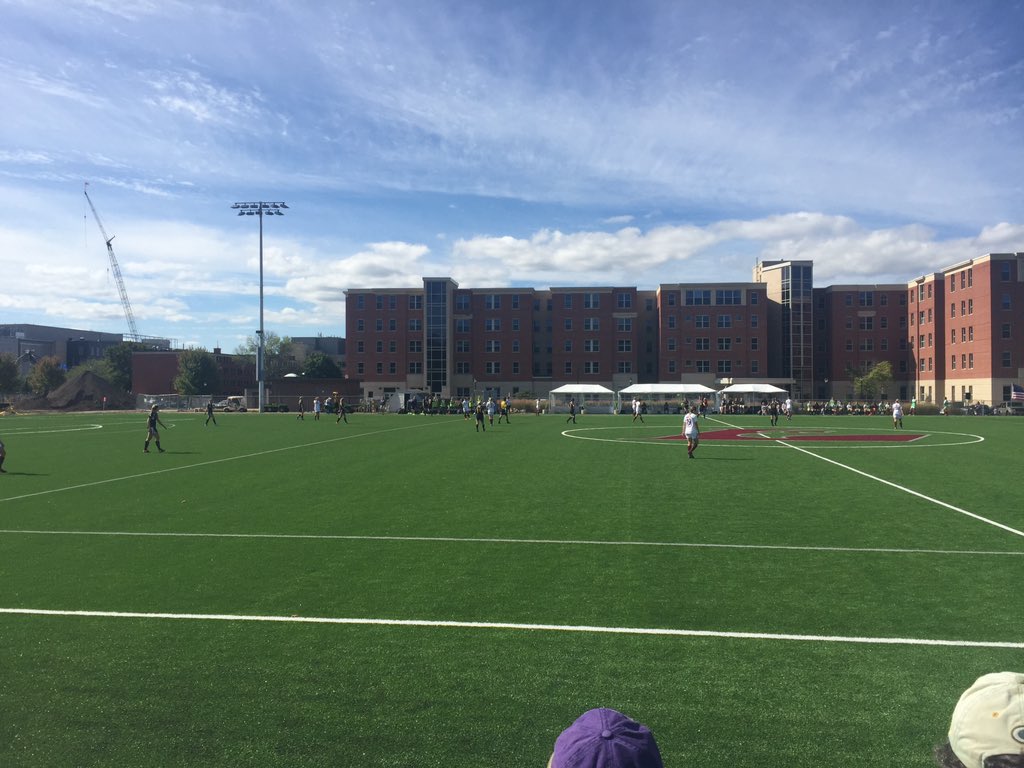 UWL_Volleyball's tweet photo. Enjoying the sunshine @UWL_Soccer before a 5PM match vs UW-Stout #goeagles #kickithard https://t.co/ytXN6Tze9J