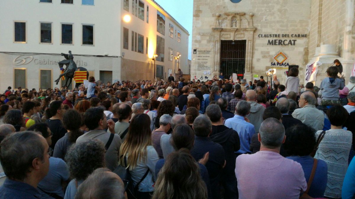 Menorca amb el poble de Catalunya. #CatalanReferendum #1Oct