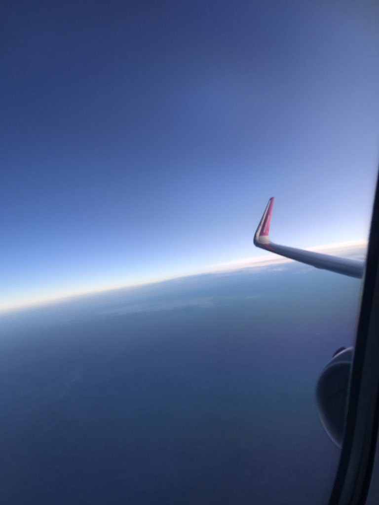 _JHoff's tweet photo. The rare occasion one gets to take a #WingShot with @JonDMyers rather than for him #Polandbound #Companytrip https://t.co/rSeai5MtJb