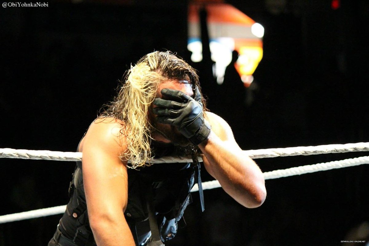 Manvi104's tweet photo. I am like 👇 After realizing that sessional exams are about to start.. 😑😣 #SethRollins #CollegeLifeSucks https://t.co/V8BDl012BT