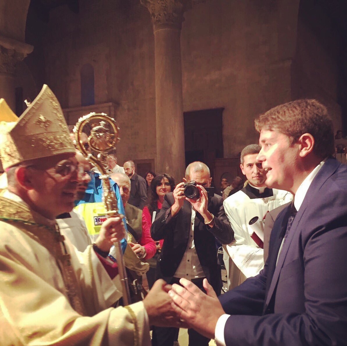 ELodolini's tweet photo. Con nuovo #Arcivescovo #Ancona #Osimo Mons. Angelo Spina  #anconacity #sanciriaco #duomodiancona #Diocesi #diocesianconaosimo https://t.co/WeL1zlUfOe
