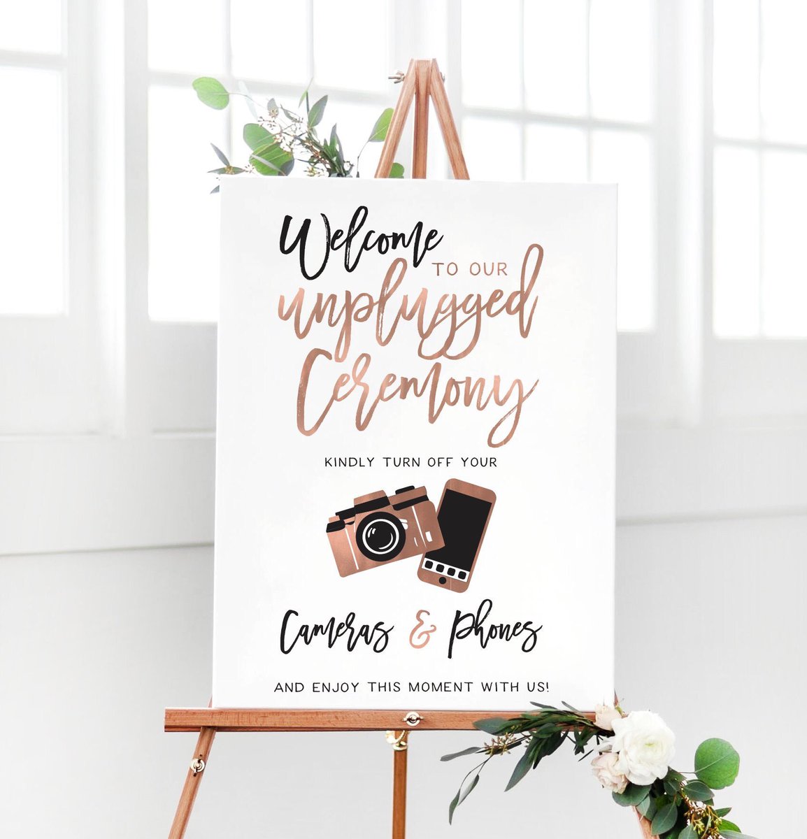 _Lavish_affair's tweet photo. Who else loves the idea of an unplugged wedding? Here are some of our fave image examples that we've seen 😊#unpluggedwedding https://t.co/mOtDLAjwfy
