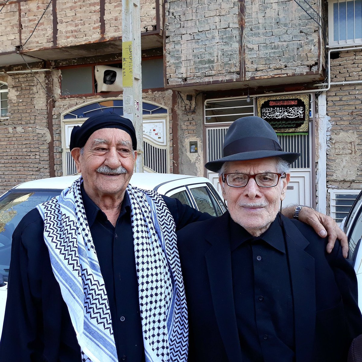 RaminNikanfar's tweet photo. تاسوعا و مراسم احسان عموی بزرگوارم. https://t.co/UpLvyHoIaY