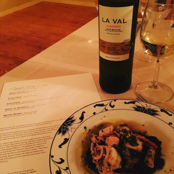 We are what we eat, which is why our dinner menu features the tastiest local vegetables and pasture raised meats 📷: deadelvino