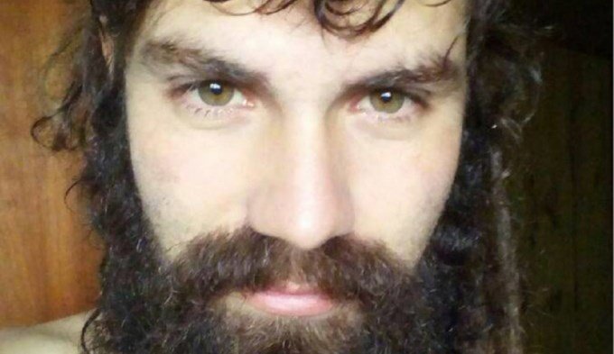 lujan2020's tweet photo. ¿Dónde está Santiago Maldonado?
#DosMesesSinSantiago https://t.co/dUmSOaadb9