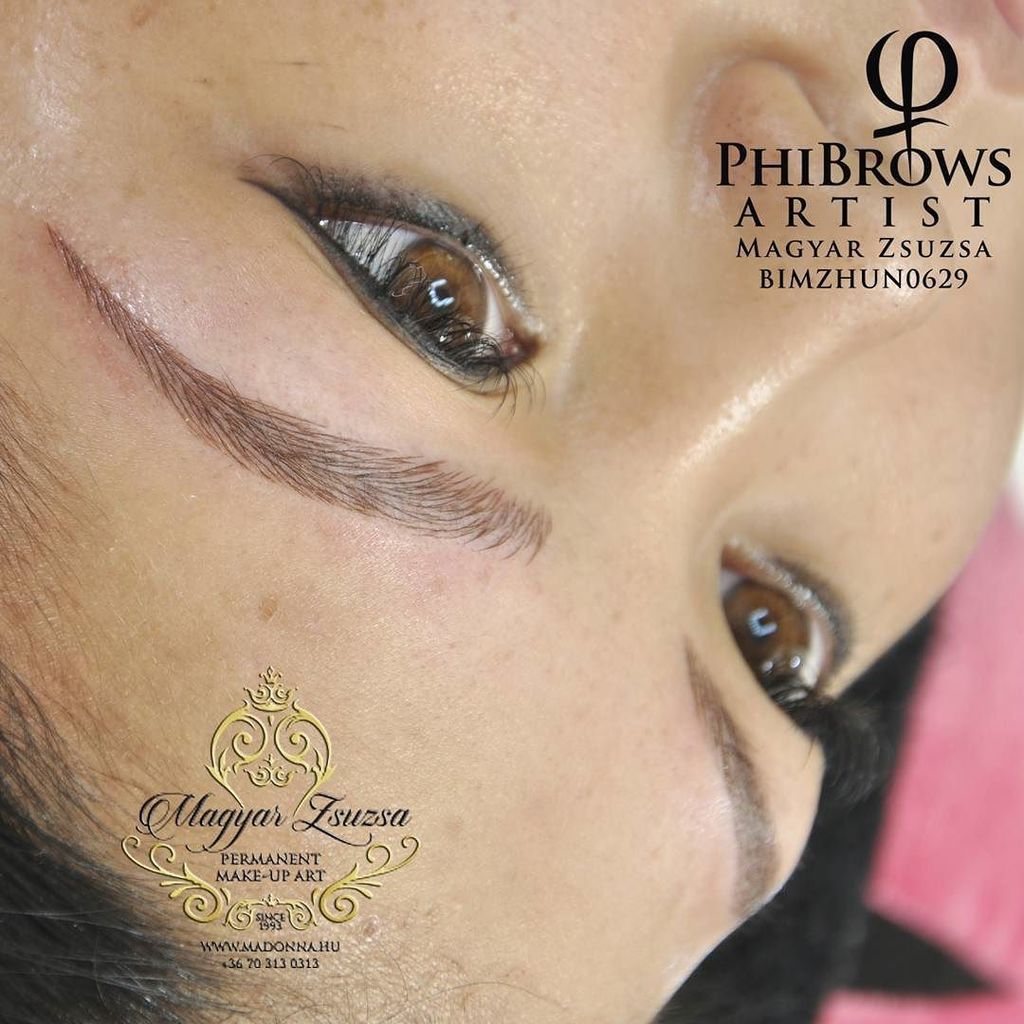 zsuzsamagyar's tweet photo. #eyebrows #microblading #microbladinghungary #phibrows #phibrowsartist #phibrowsbudapest #phibrowshungary #szemöldök #szemoldok #szemöldökm… https://t.co/EHre8Tgasm