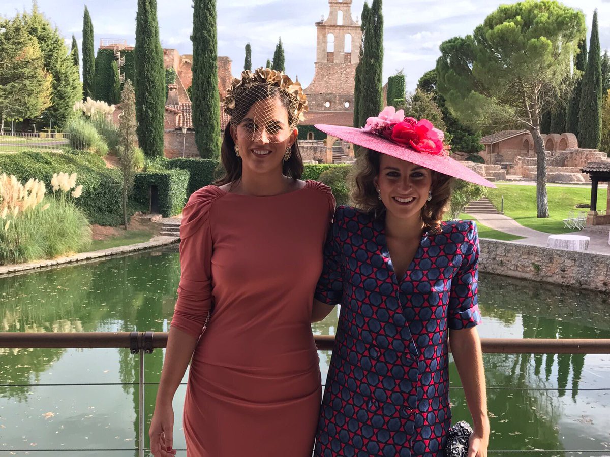 soyleticiaconc's tweet photo. Qué boda tan bonita, emotiva y divertida 👰💍💛 #VirYCésar #QuéVivaElAmor #FindeIncreible #LosClaustrosDeAyllón https://t.co/Qsee2S6SUl