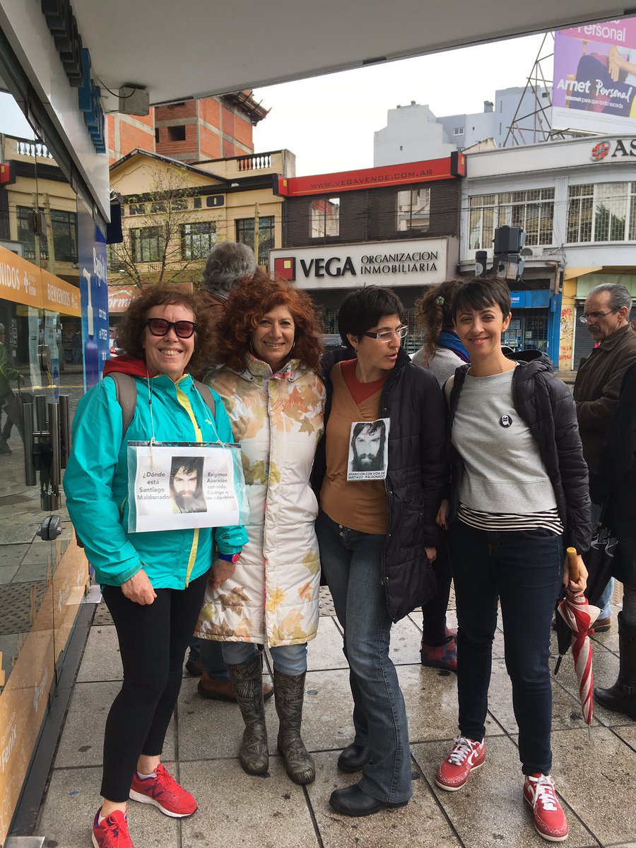CBParqueChas's tweet photo. Saliendo para la marcha #DevuelvanASantiago #DosMesesSinSantiago https://t.co/FyHJjydPBF
