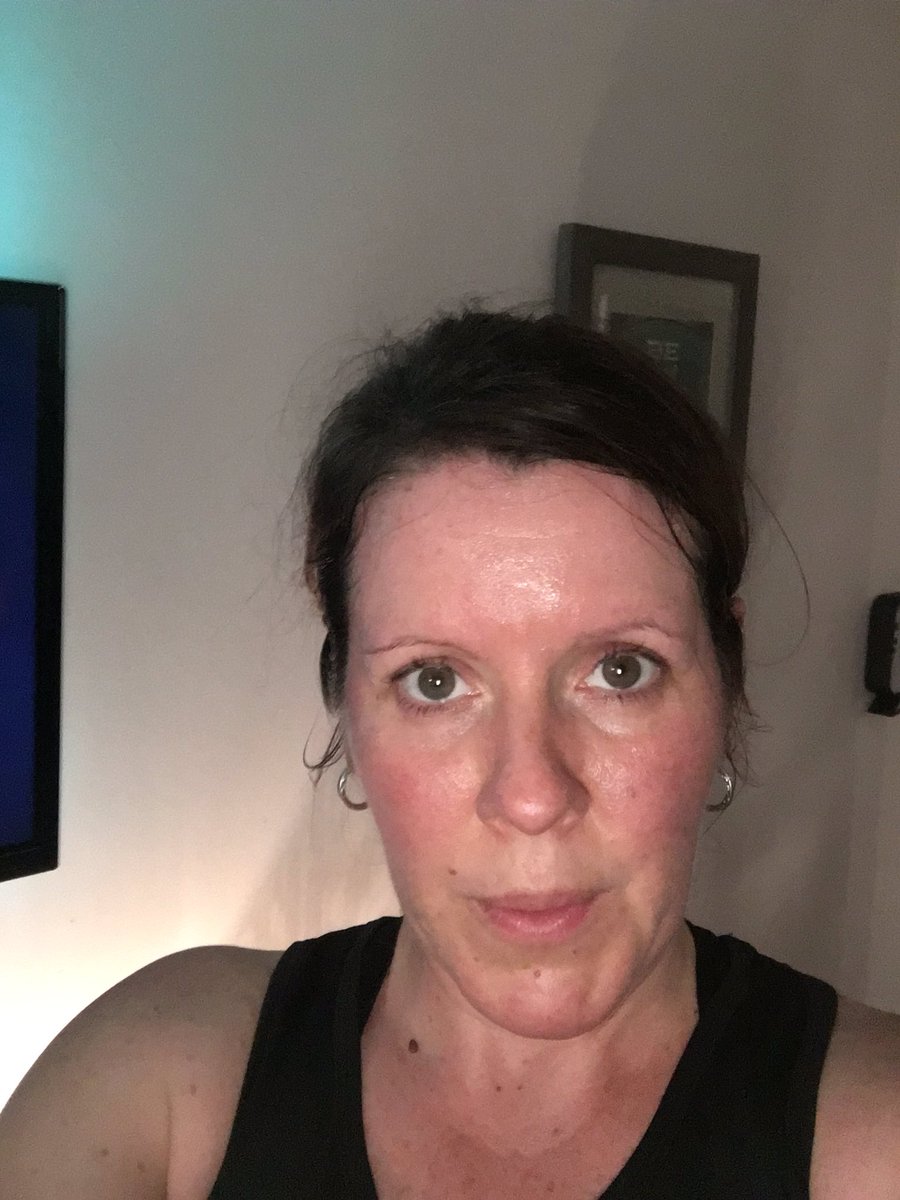 TalesofaMD's tweet photo. Sunday 7pm and just done my Sat am workout!! #BetterLateThanNever #Insanitymax30 #tabatapower #feelsick https://t.co/S8B9sbJy2s