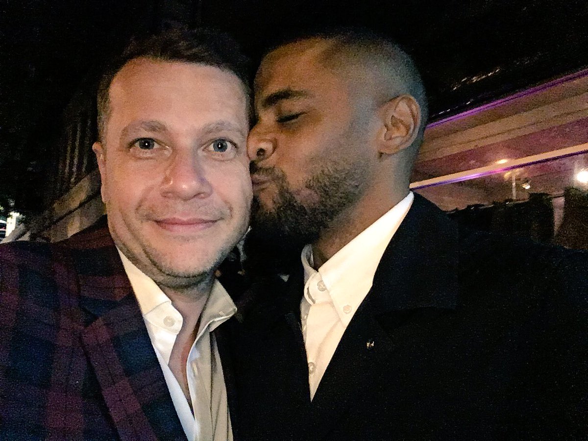 AARONmALEXANDER's tweet photo. I got more love from this guy in 15min then I did with some people in 15yrs! Much love @JarodJoseph.
#VIFF #LPRedCarpet https://t.co/5QrG4MoYkJ