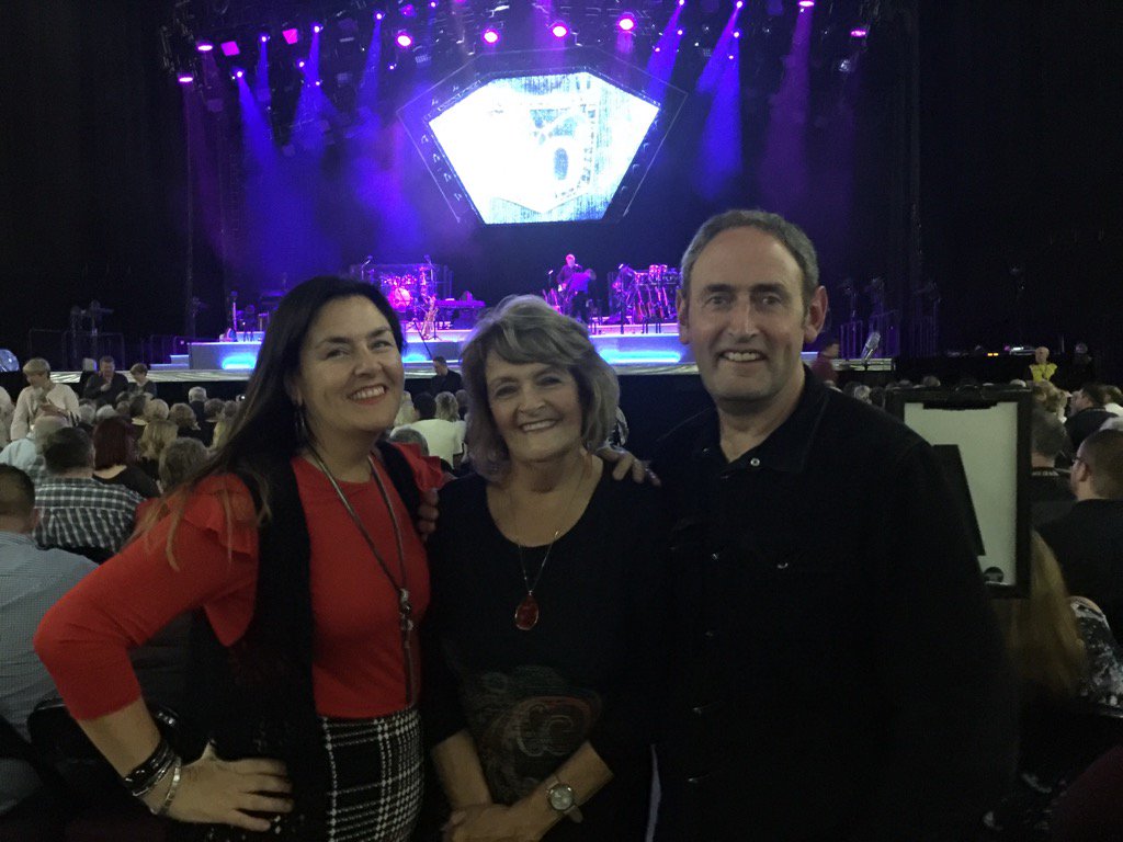 BonosSunglasses's tweet photo. #TweetCaroline Mark&Cath celebrating the 75th year of our Mum #anncharters #happybirthday #bestmumintheworld xx https://t.co/9ZQZjMGnhC