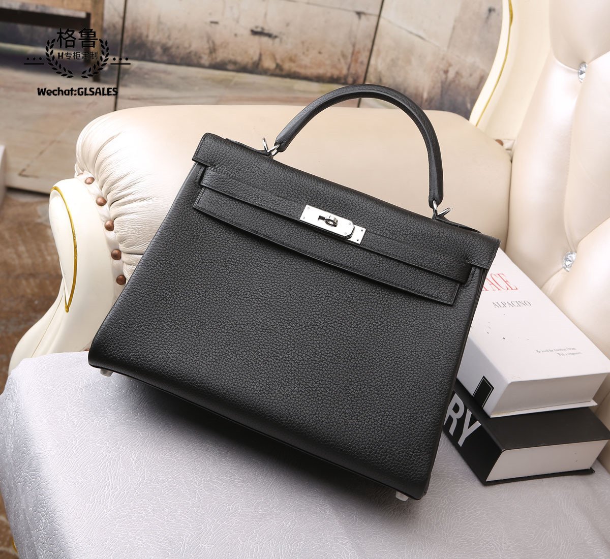 Tophandbag's tweet photo. Welcome to National Day for China!
#Kelly 32 full hand sewing Togo imported small cow leather 89 black noir, silver buckle #handbags #北京 #香港 https://t.co/WdMNpvEhor