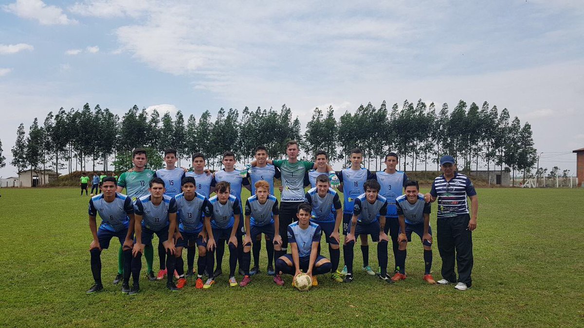 Yord_Feltes's tweet photo. Gran victoria compañeros,primer paso dado, con humildad y sacrificio llegaremos al objetivo ⚽️🙏🏽 #CSDCL https://t.co/7fQQ1waaZI