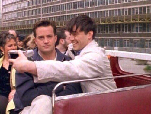 StumblerTop's tweet photo. sometimes i'm joey and sometimes i'm chandler there's no in between https://t.co/M22U2uZdV8