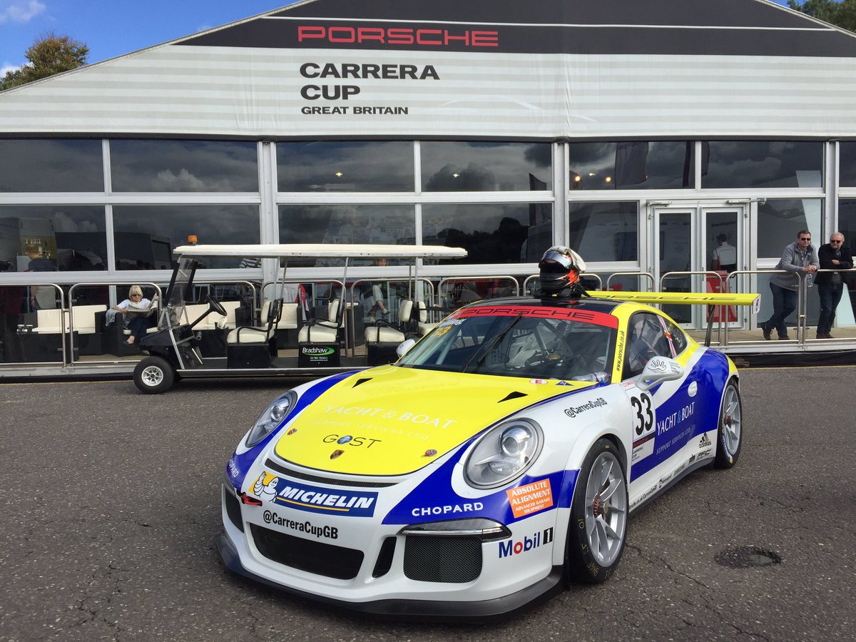 That's the 2017 @CarreraCupGB season wrapped up, thanks to <a href="/WelchMotorsport/">Welch Motorsport</a> for all your hard work this season it's been a blast 👍👍👍 #Car33