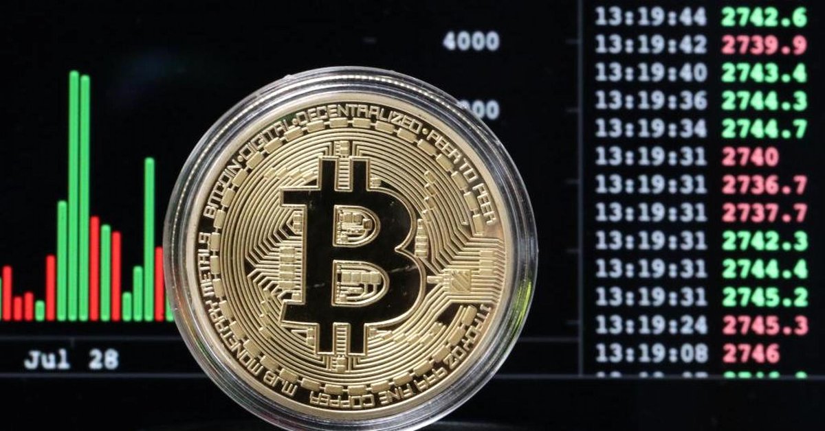 RottweilTop's tweet photo. Bitcoin vaults to new record! #Bitcoin #Compucoin #ICO #Business #Crypto #CryptoCurrency $CPN $BTC https://t.co/dqH38jbStH https://t.co/kkGhUrgLus