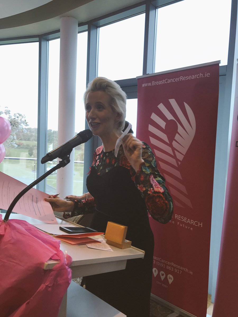 The wonderful <a href="/exquisite_ie/">Aisling O'Loughlin</a> was our MC for today's sold out Lunch by the Lake <a href="/GlassonHotel/">Glasson Hotel</a> Thank you all so much for your support 𗂑