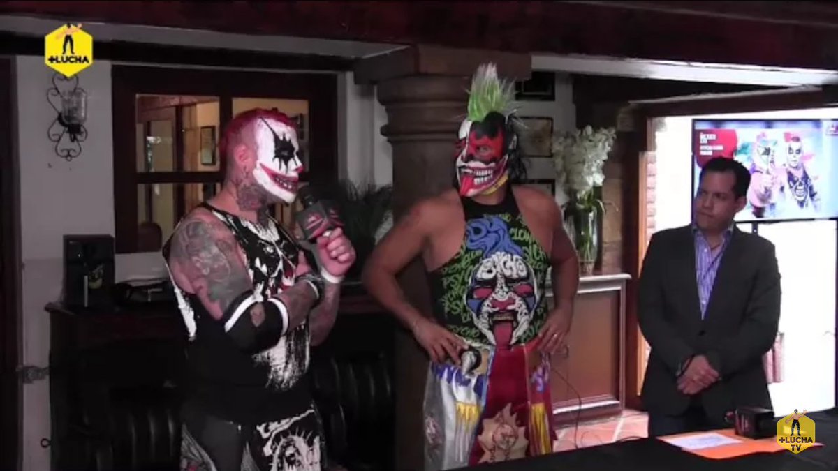 656Fans's tweet photo. Presentación de los equipos de AAA
Para lucha libre world cup 2017 en Japón @Pagano656 e @Psychooriginal https://t.co/6SLuLD8S7d