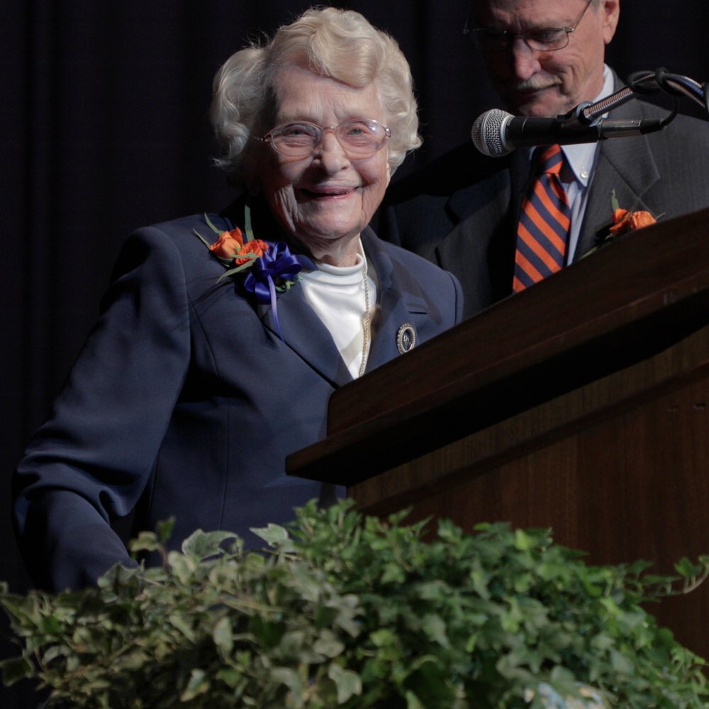ChicagoBears's tweet photo. On Saturday, Dick Butkus, Harold 'Red' Grange and George Halas were part of the first class inducted into the @Illinois_Alma Athletics Hall of Fame. Butkus spoke and Virginia McCaskey spoke on behalf of Papa Bear and all the honorees who are no longer with us. 🐻⬇️ https://t.co/KBa8l5Xdn0