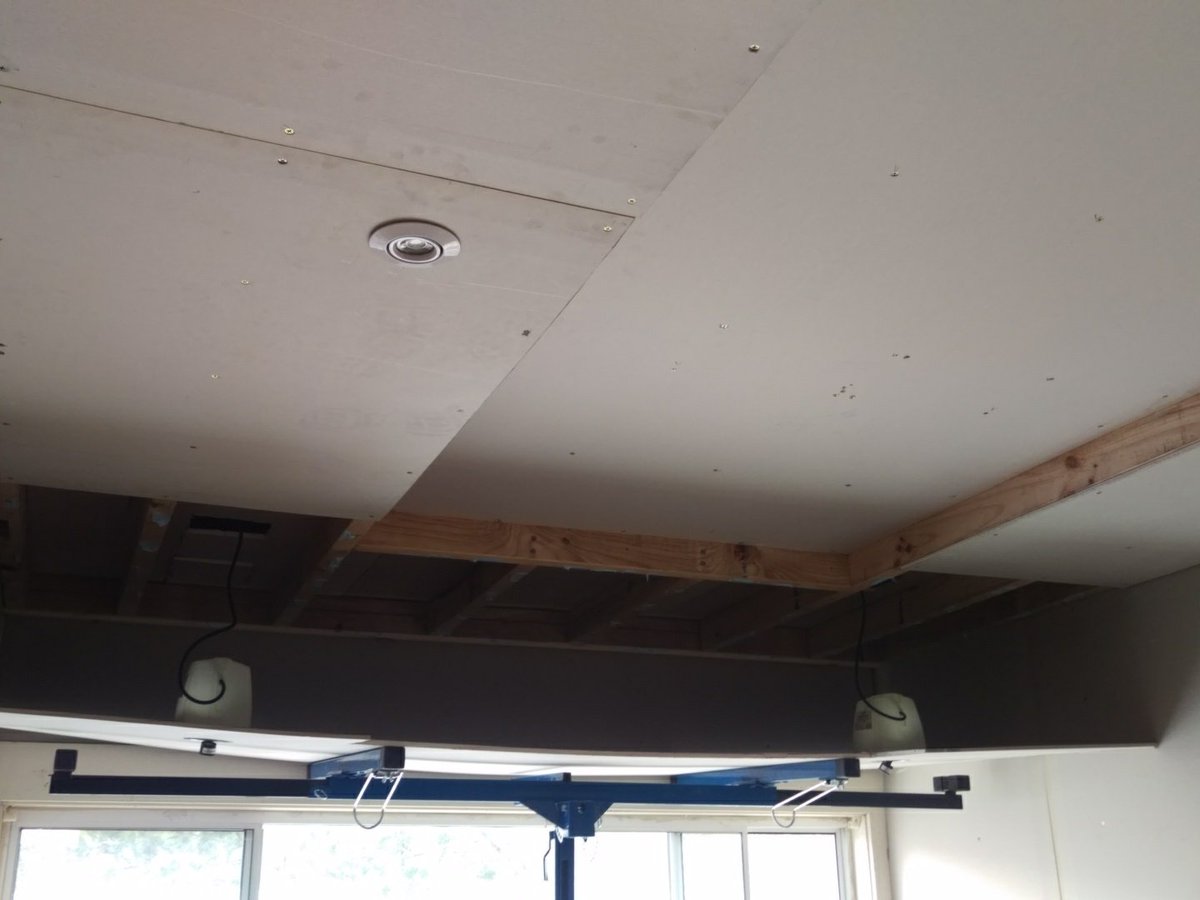 paulconroy101's tweet photo. And drum roll... it has only taken me 15 months (9 mo out for ankle) to put 72 sheets on wall/ ceilings. Last one #TheHouseThatPaulRenovated https://t.co/nJsApB6XNj