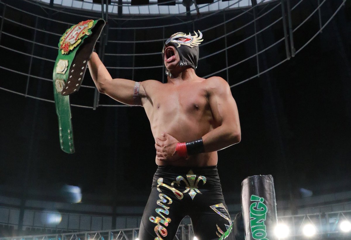 LuchaLibreYYa's tweet photo. ¡Hay nuevo Campeón Crucero en la AAA! @lanzelot_triple se coronó en #HeroesInmortalesXI. 

📸 @luchalibreaaa https://t.co/o0agwcsVrE