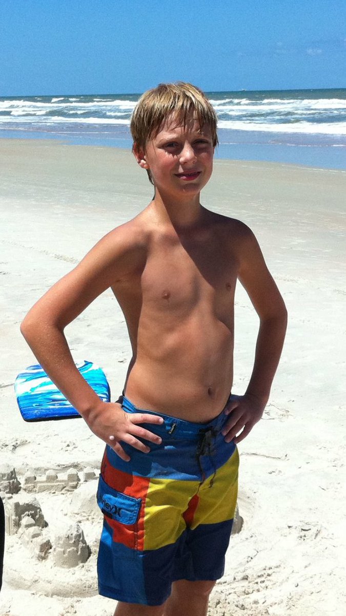 abbyeenright's tweet photo. Take me back to the beach 😩😍 https://t.co/GYVIz5Kd8n
