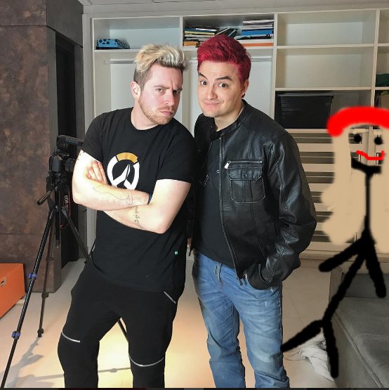 NetooBrothers's tweet photo. Euzinha com meus bff's, invejosos dirão que é paint https://t.co/leIUp3Ih3Z