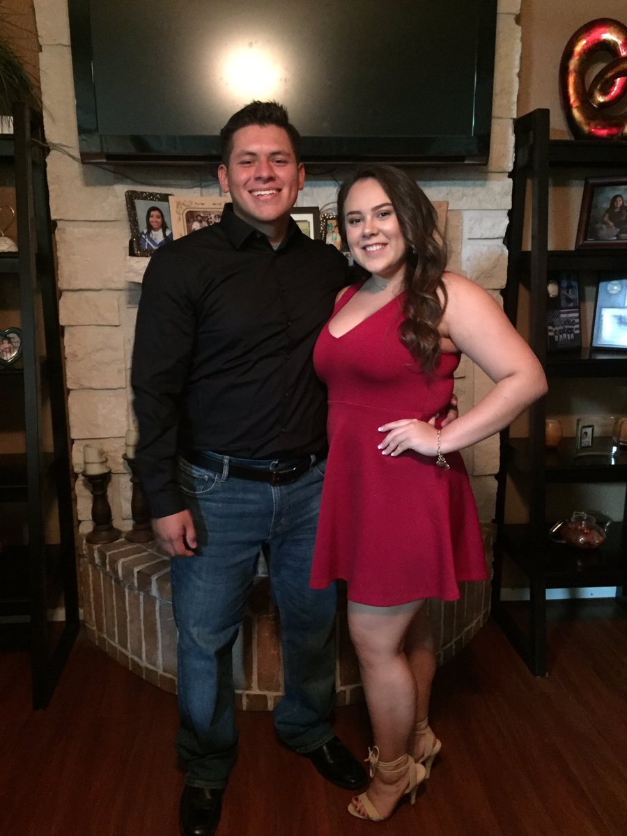 jocyebenitez's tweet photo. Homecoming was amazing with this guy!!❤️ https://t.co/u9eGYFXziG