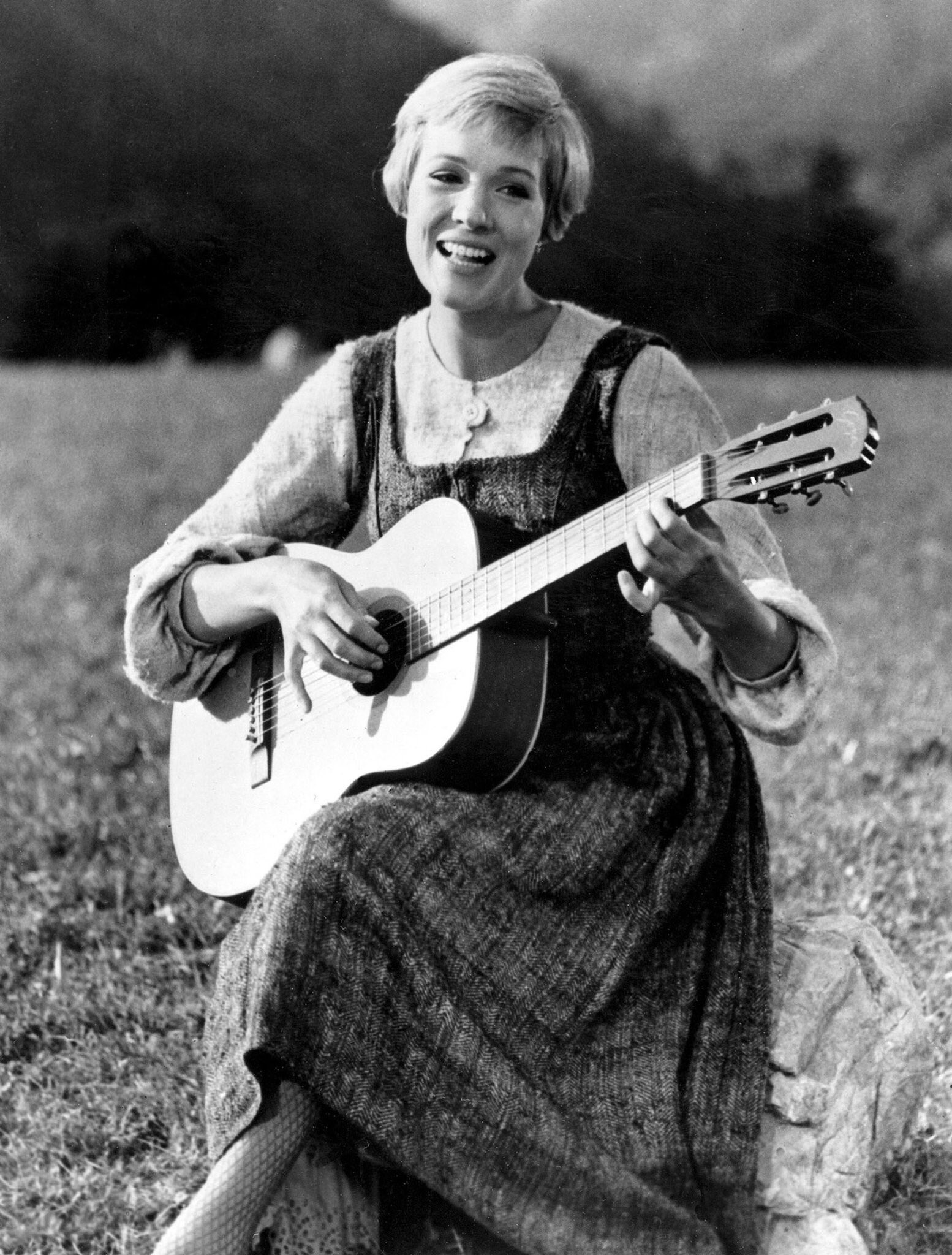 Julie Andrews’s Birthday Celebration | HappyBday.to