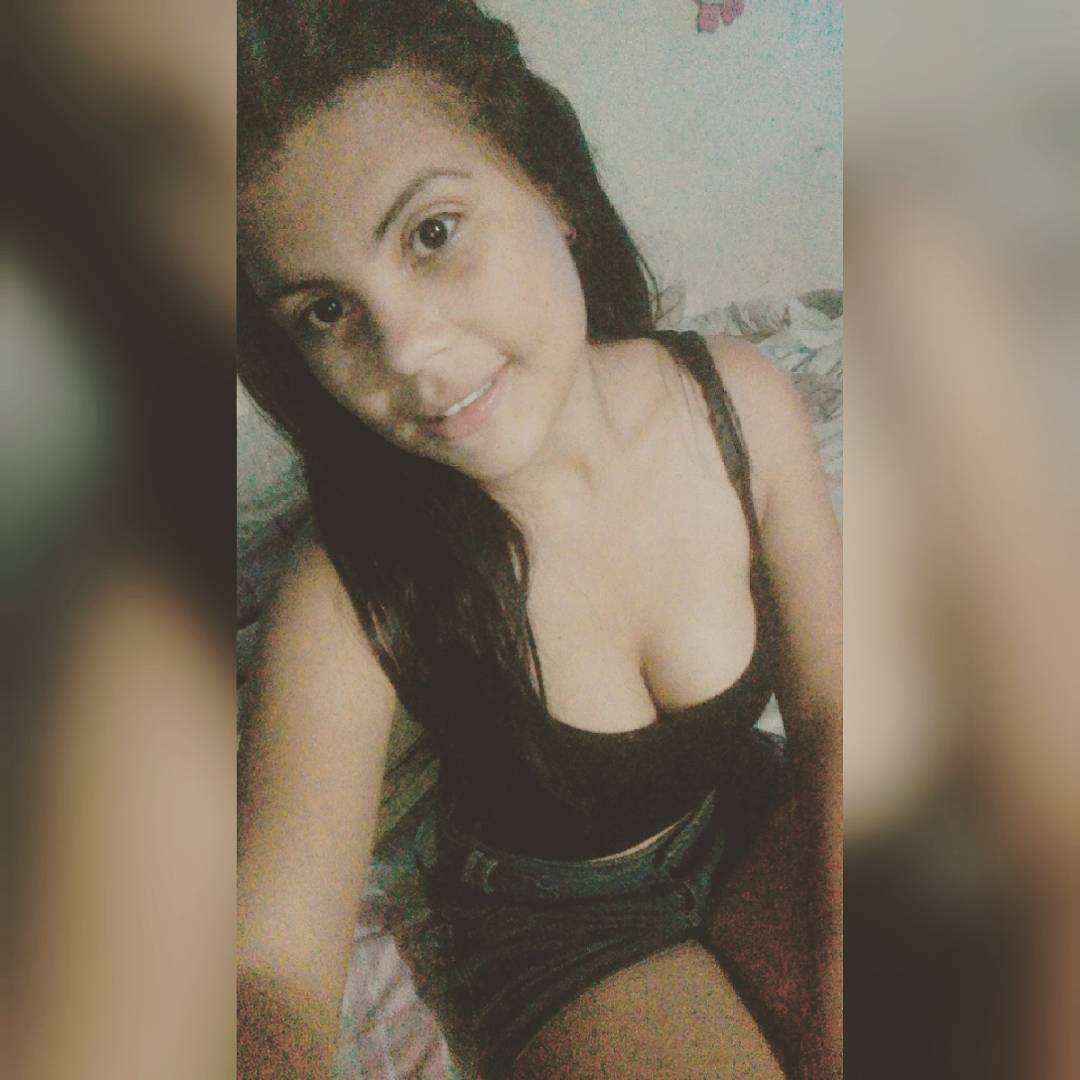 AnniAndara's tweet photo. Salgamos a conversar un rato cualquier día.. https://t.co/GrDj2c5N0m