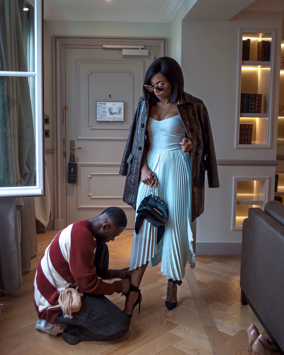 Bonang's tweet photo. ....#PFW 🇫🇷🥂👑 #JohnGallianoShow https://t.co/cmmAaAb98C