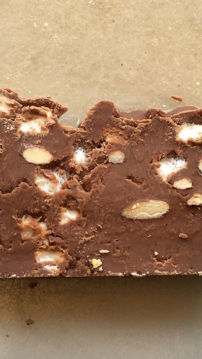 cliftonhillfun's tweet image. Did you know? #buy3slices #getonefree #fudgefactory #cliftonhill #niagarafalls #canada #treats #fudge