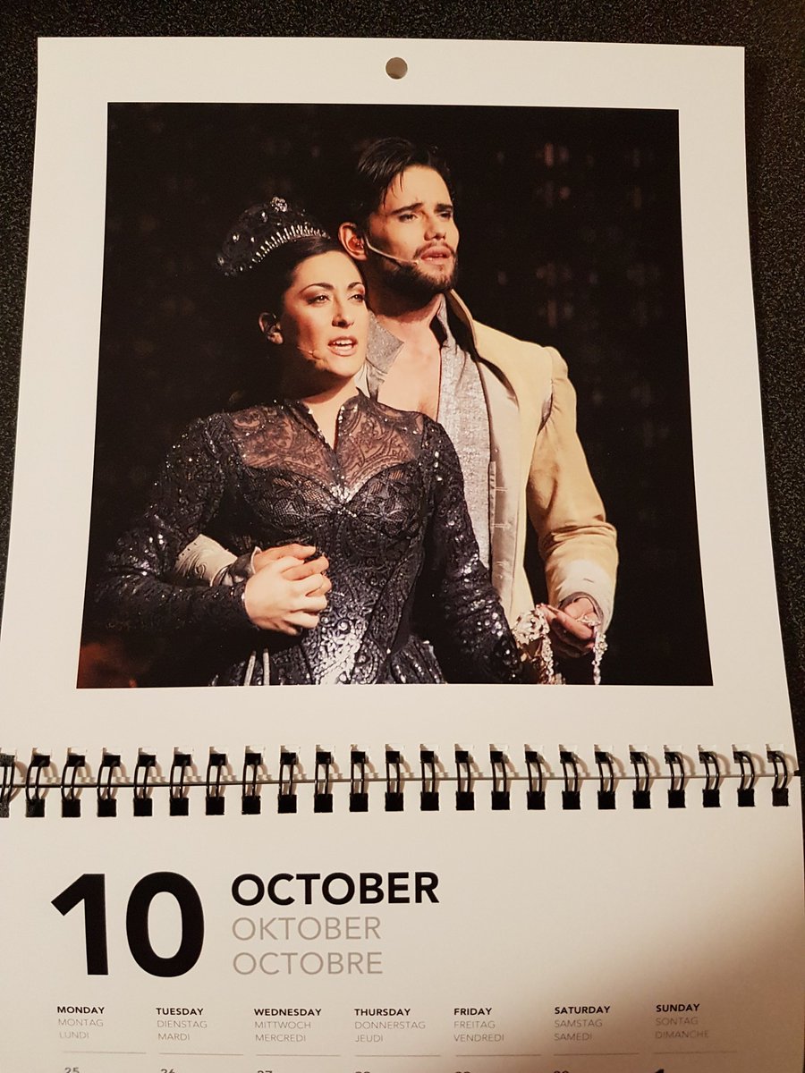 AngelAngie79's tweet photo. Mon mois d'octobre avec #zequeen 👸 @Victoria_Off et #zeduc 👨 @golanyosef_off dans l'objectif de @throughameyes_ 📸 https://t.co/v3jNV1sSNd