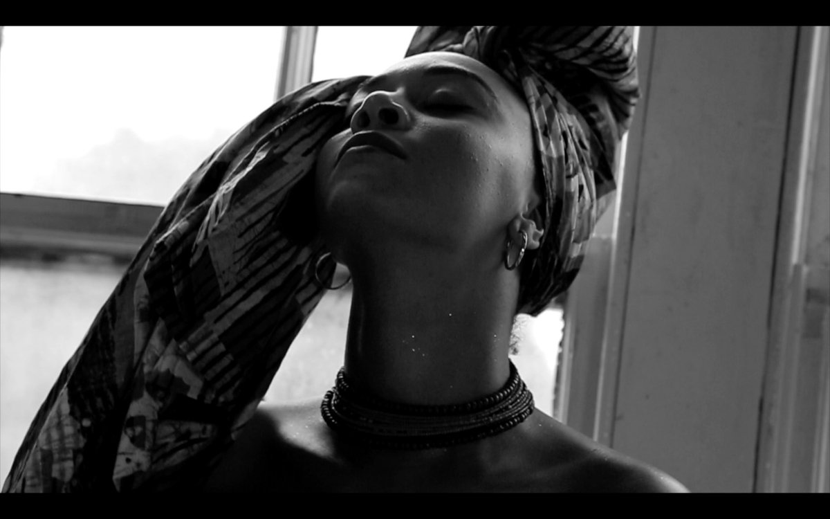 amorosofilms's tweet photo. Shaé "Melanin" | music video out now via @complex_uk directed by @amorosofilms starring @ShaesUniverse #BlackHistoryMonth #BlackGirlMagic https://t.co/S0SeyiCUIO