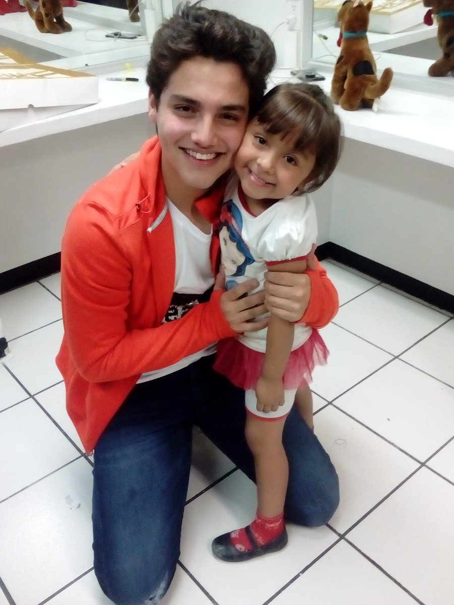 Criss5658's tweet photo. ME ENCANTAN JUNTOS 😍😍😍@humberdz https://t.co/nvCo3tFNPW