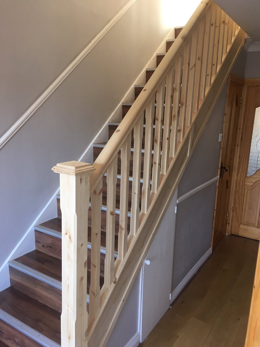 Gavbeau's tweet photo. Pine "Stop Chamfer" banisters fitted this week by Ellensborough Building and Carpentry #renovations https://t.co/I61FVucS3i