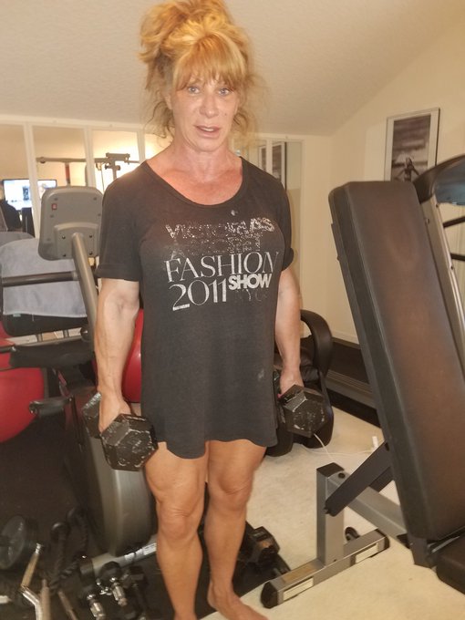 Home gym training in my pajamas on s rsiny6, drizxky6 Sunday afternoon. #sleepyday https://t.co/wgFU<a href="/tag/sleepyday"class="tags"><span>#sleepyday</span></a>