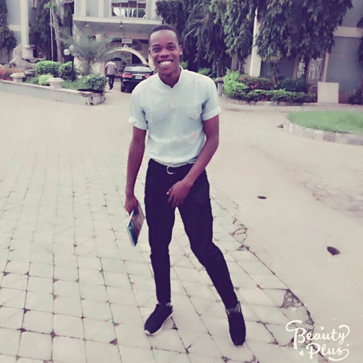 coleman_peres's tweet photo. In fact, even faking or forcing a laughter reduces stress and makes you happier.
#JoyCheck https://t.co/Ra6rcx6ow1