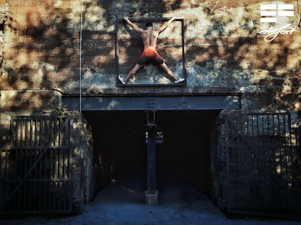 Comment below if you live in an area still warm enough to rock our Boardshort BE STRONG
Athlete Dimitri Reimer
#etrefort #parkour