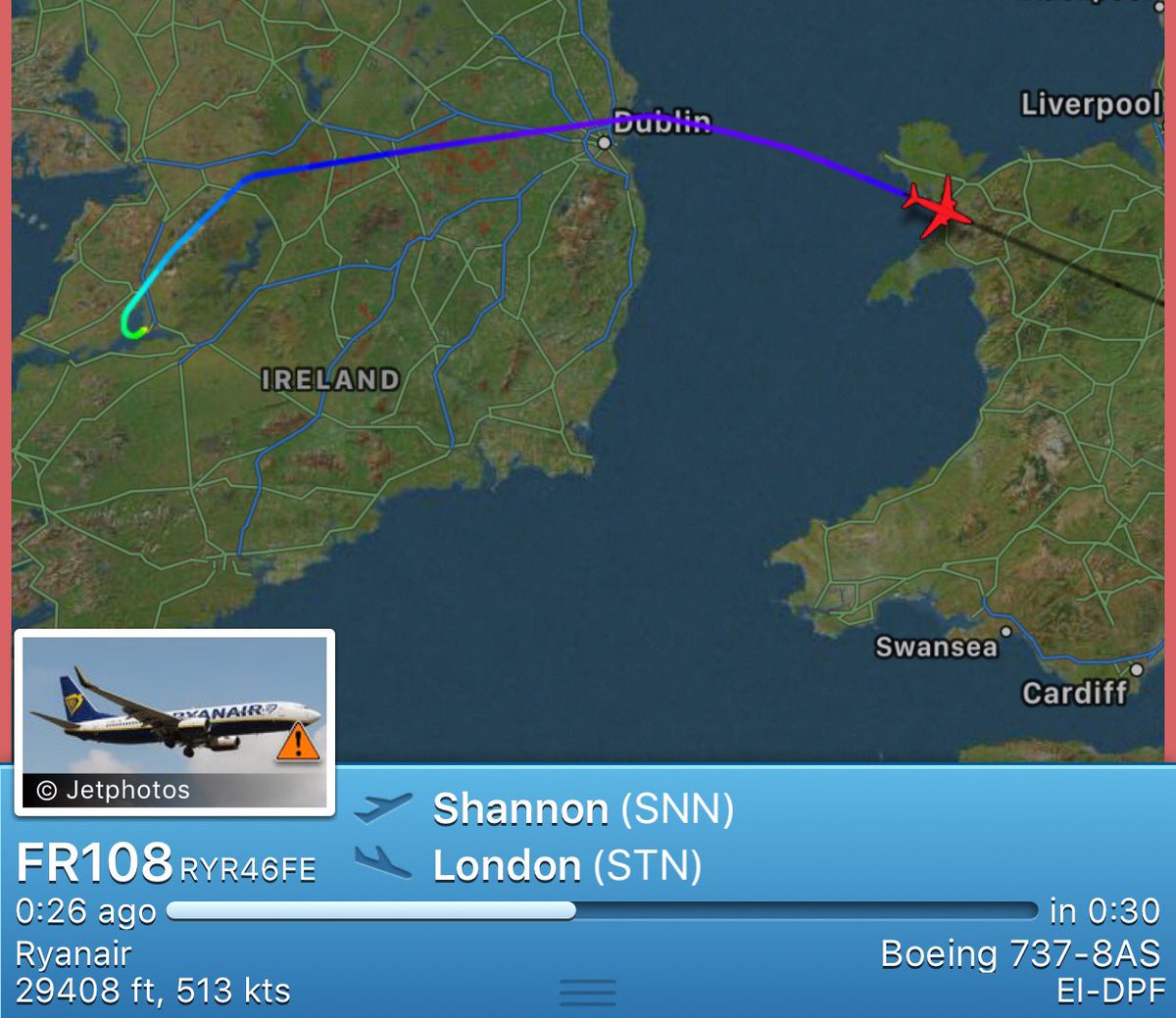 NikPhillips666's tweet photo. Ryanair #FR108 out of Shannon has declared a general emergency en route to London Stansted. https://t.co/aHUP1qOwjN
