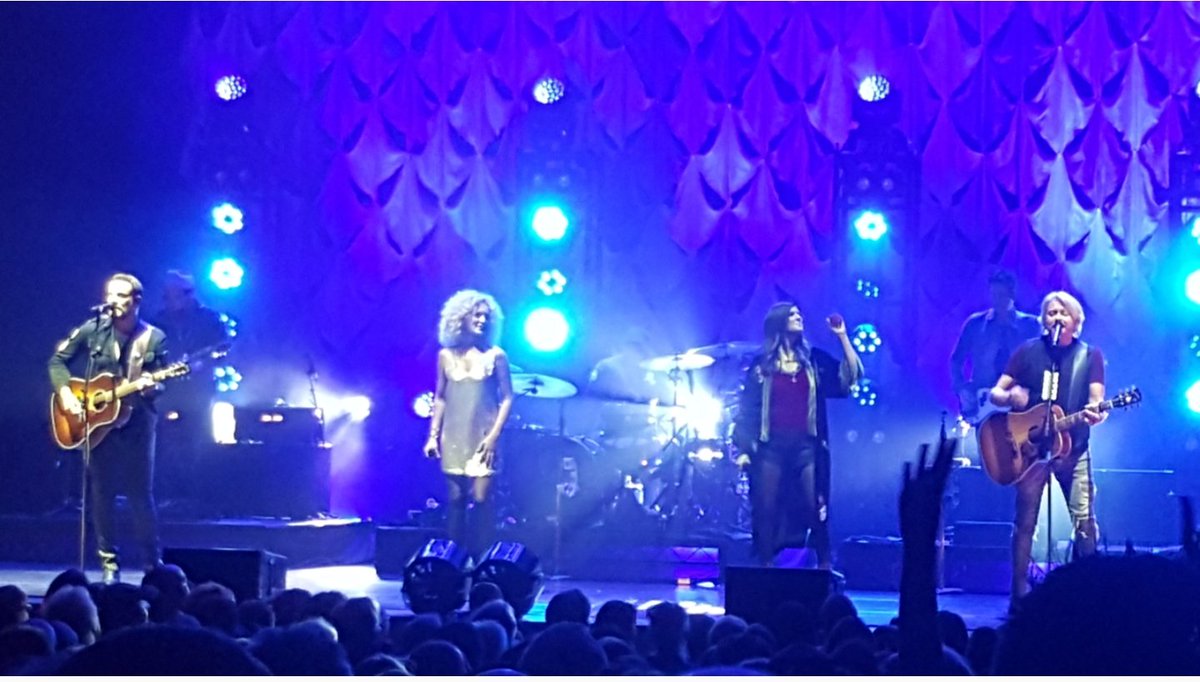trunk2's tweet image. @littlebigtown were AMAZING! That's all. #countrymusic 🤠