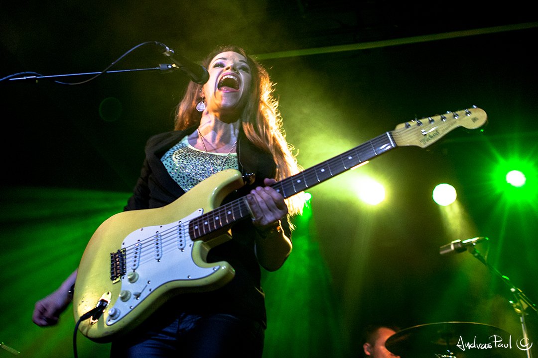 andraspaulcom's tweet photo. Sweet @erjalyytinen and her band @theborderline last week #erjalyytinen #andraspaulcom five stars https://t.co/m9h1YeZlqJ