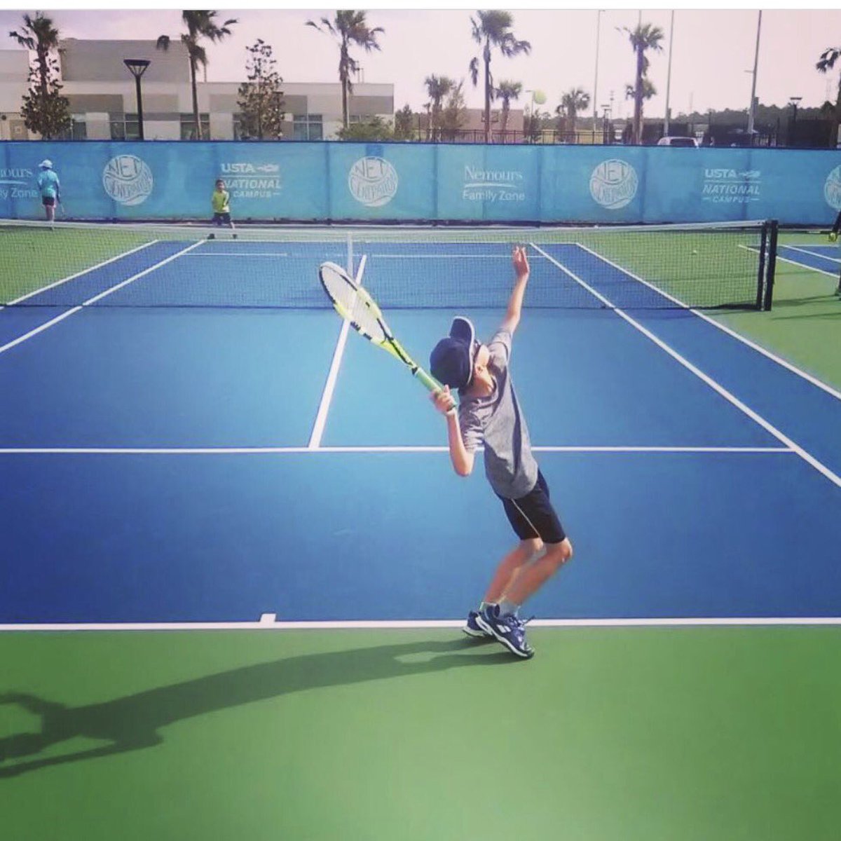 dianadelfavero's tweet photo. First USTA Early Development Camp #maketennisfun @usta @USTAFlorida https://t.co/kA5pzKyGsc