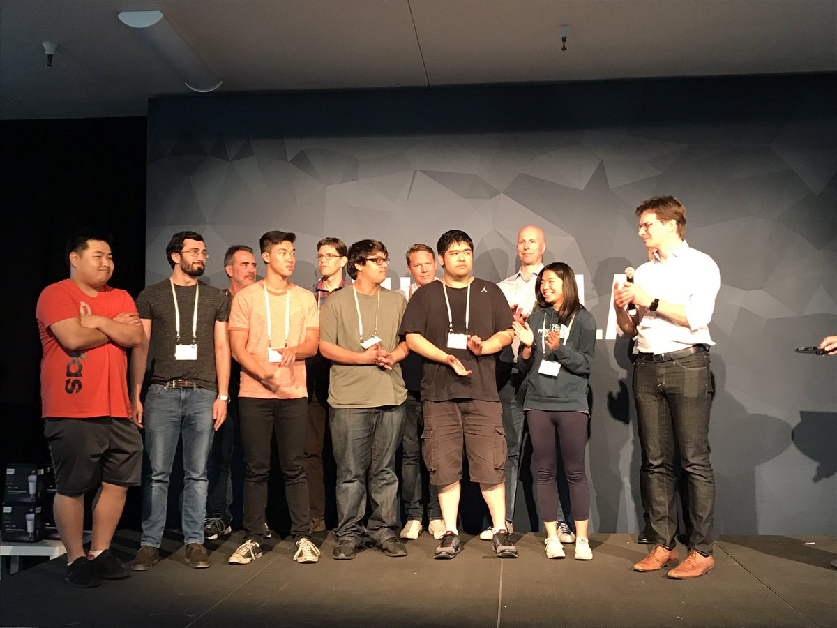 BMAEvents's tweet photo. KONE honorable mention to Team Meetup at the #KONEhackathon! https://t.co/rPJIaeTt5U