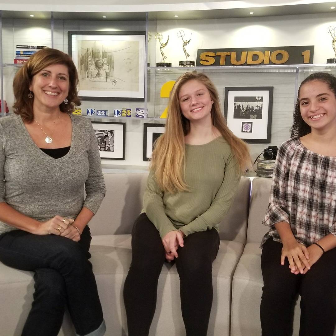 CTS_Chicago's tweet photo. Some CTS folks were featured on the #differentdrummers TV show @cbschicago today. Episode will be live in a few weeks. #Leadersforthenext https://t.co/nIf1o9VM6x