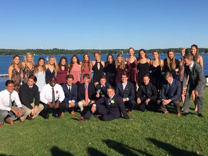 K_Wilson0124's tweet photo. Much love to these people 🔥❤
#HeySeniors #GLPride https://t.co/Woa9gpQrkF