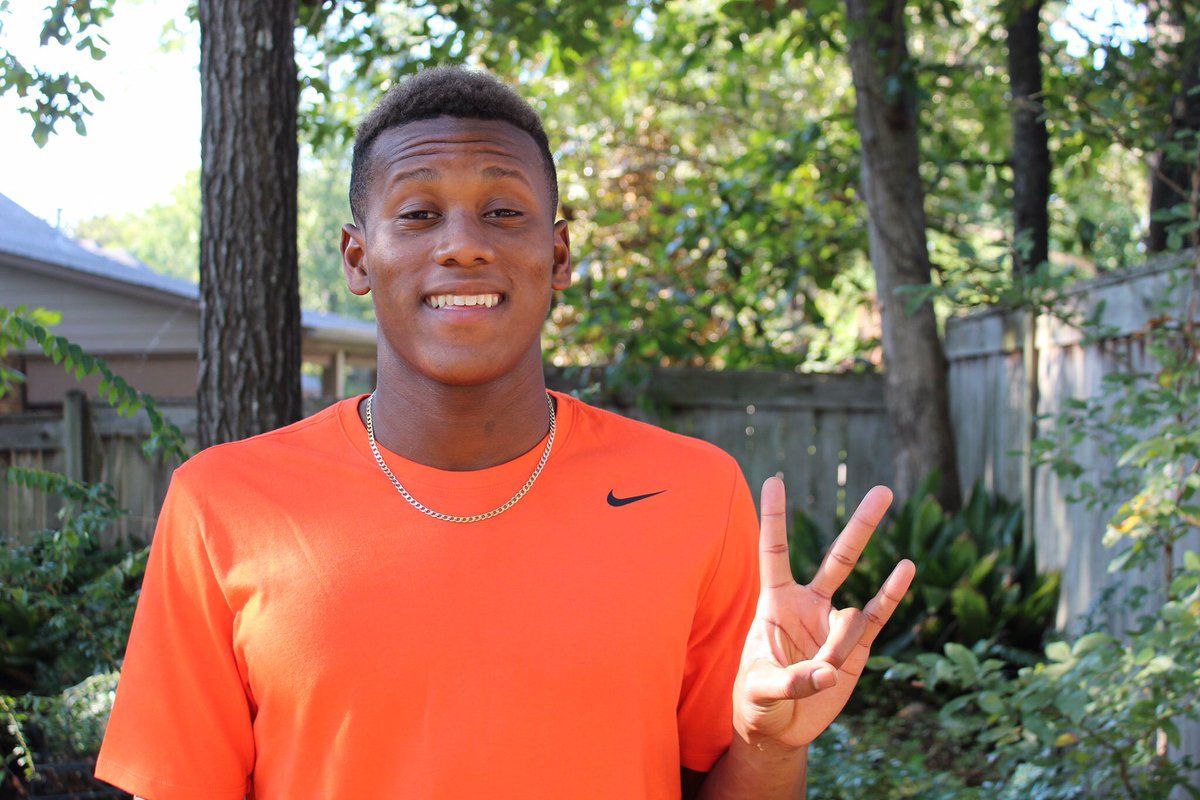 eien_mcgee's tweet photo. I'm excited to officially announce my verbal commitment to The University of Tennessee. Go Vols, Baby! @Vol_Swim @swimswamnews https://t.co/noCISlIUug