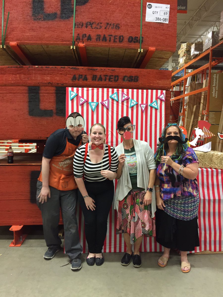 Gaylen3645_93DH's tweet photo. Store 3645 success sharing celebration, had a blast https://t.co/tgEd9zKT5n